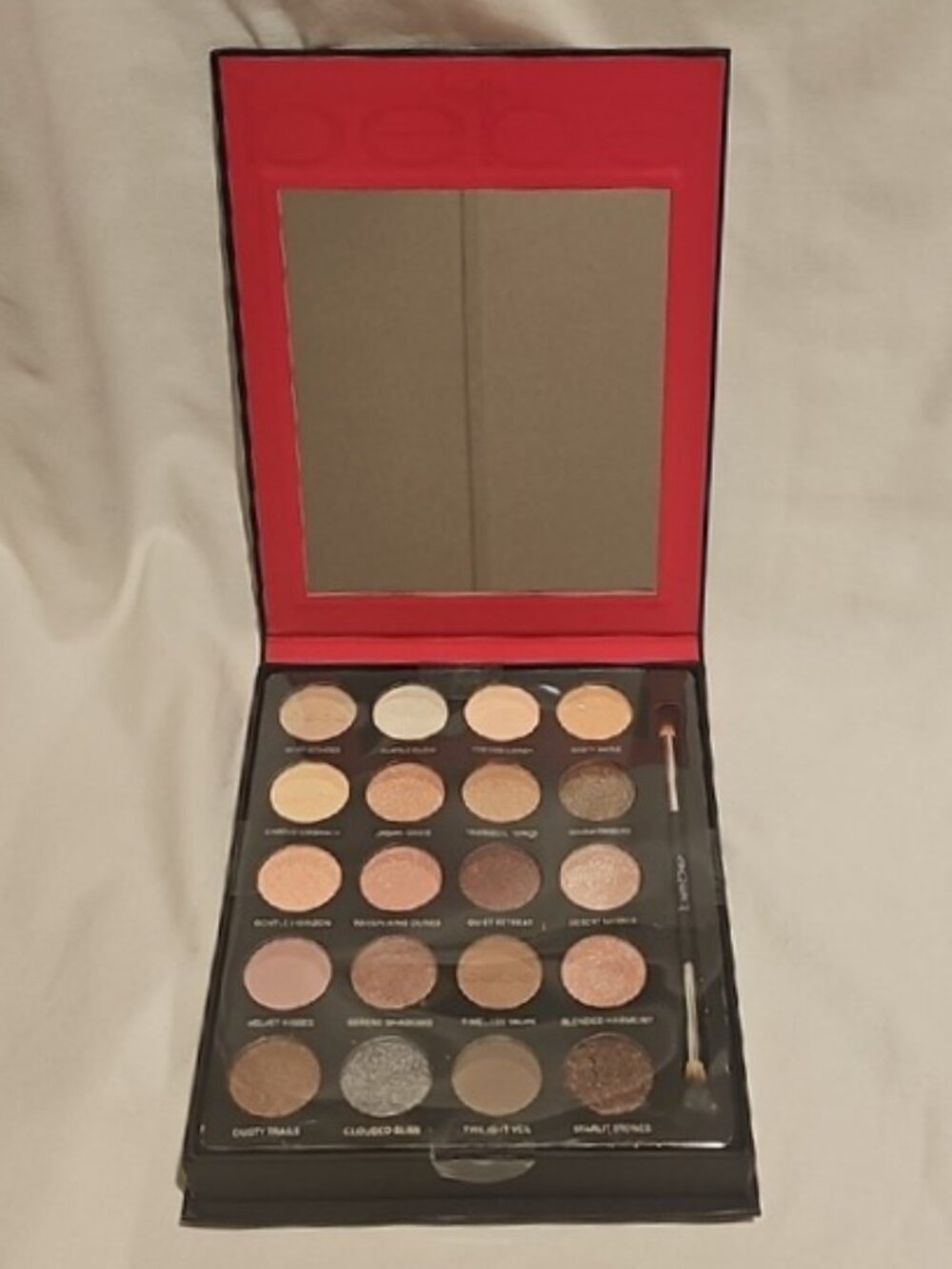 bebe Infinite Radiance 20-Piece Eyeshadow Palette with Brush